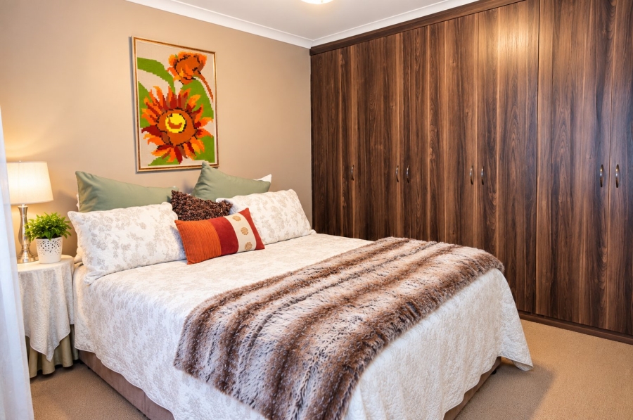 3 Bedroom Property for Sale in Flimieda North West